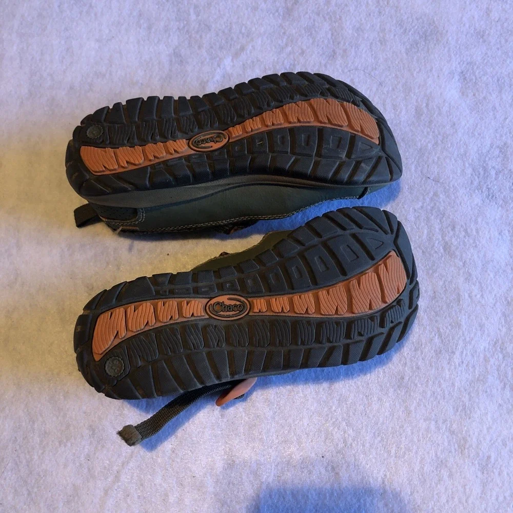 Chacos Youth Size 2 Hiking Sandal Shoes Green With Orange Straps Chaco Tread‎